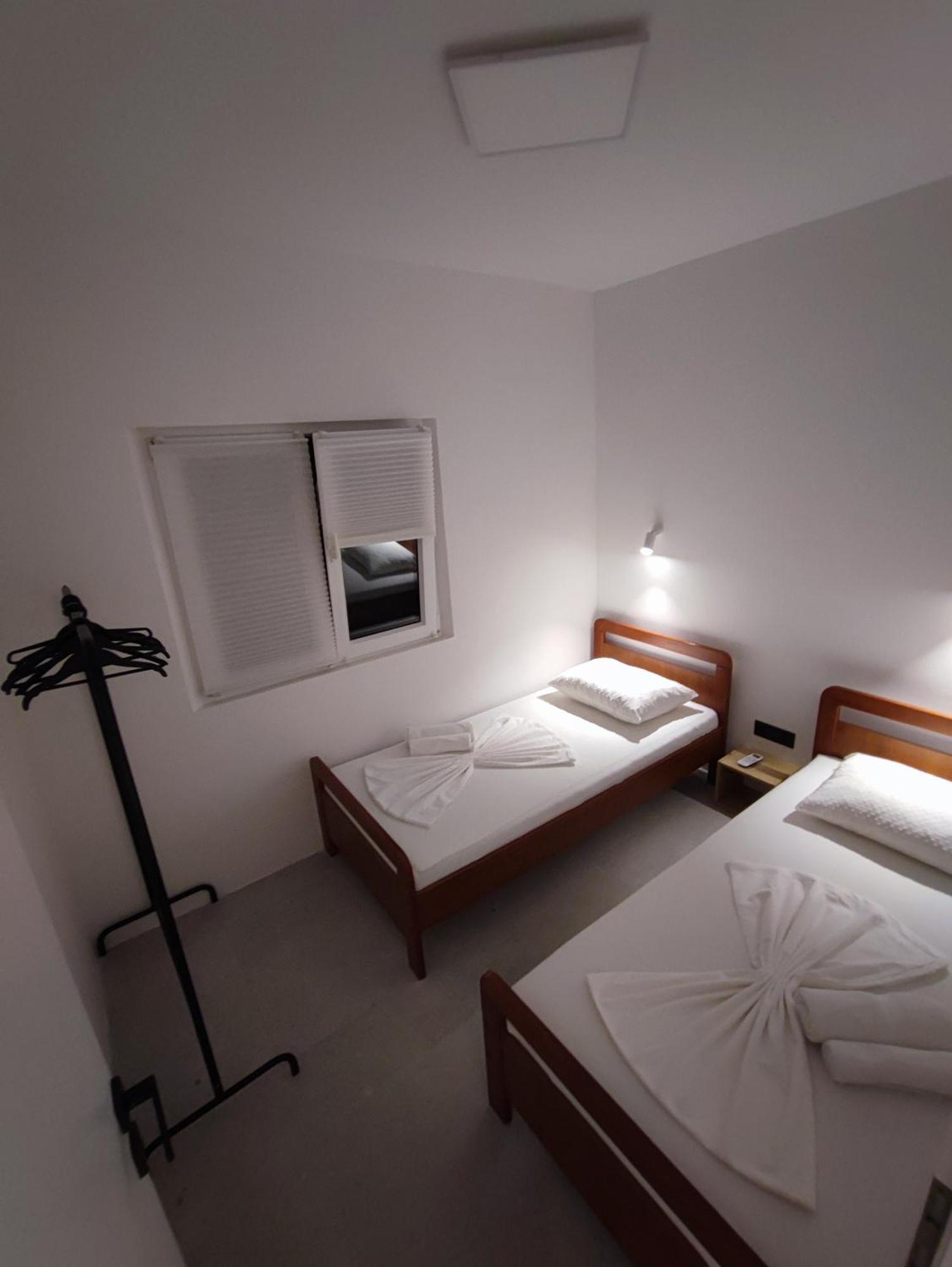 Astramaris Apartments Donji Okrug  Eksteriør billede
