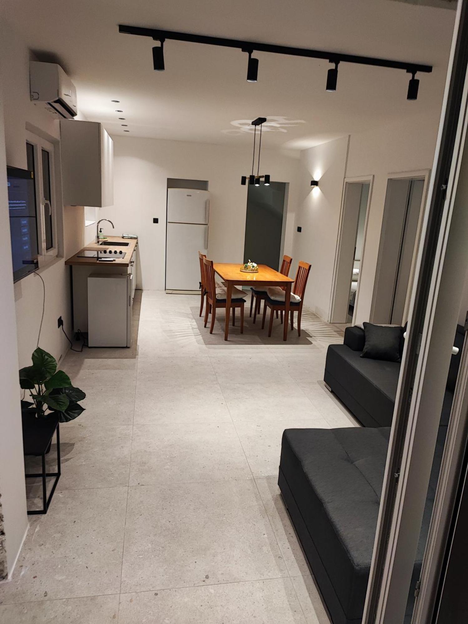 Astramaris Apartments Donji Okrug  Eksteriør billede